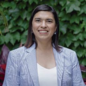 Gedyt | Dra Julia Ismael